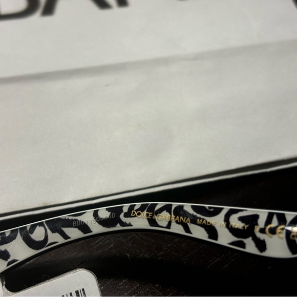 New Dolce & Gabbana DG4411 3389/8G Black on New Graffiti - Picture 13 of 16